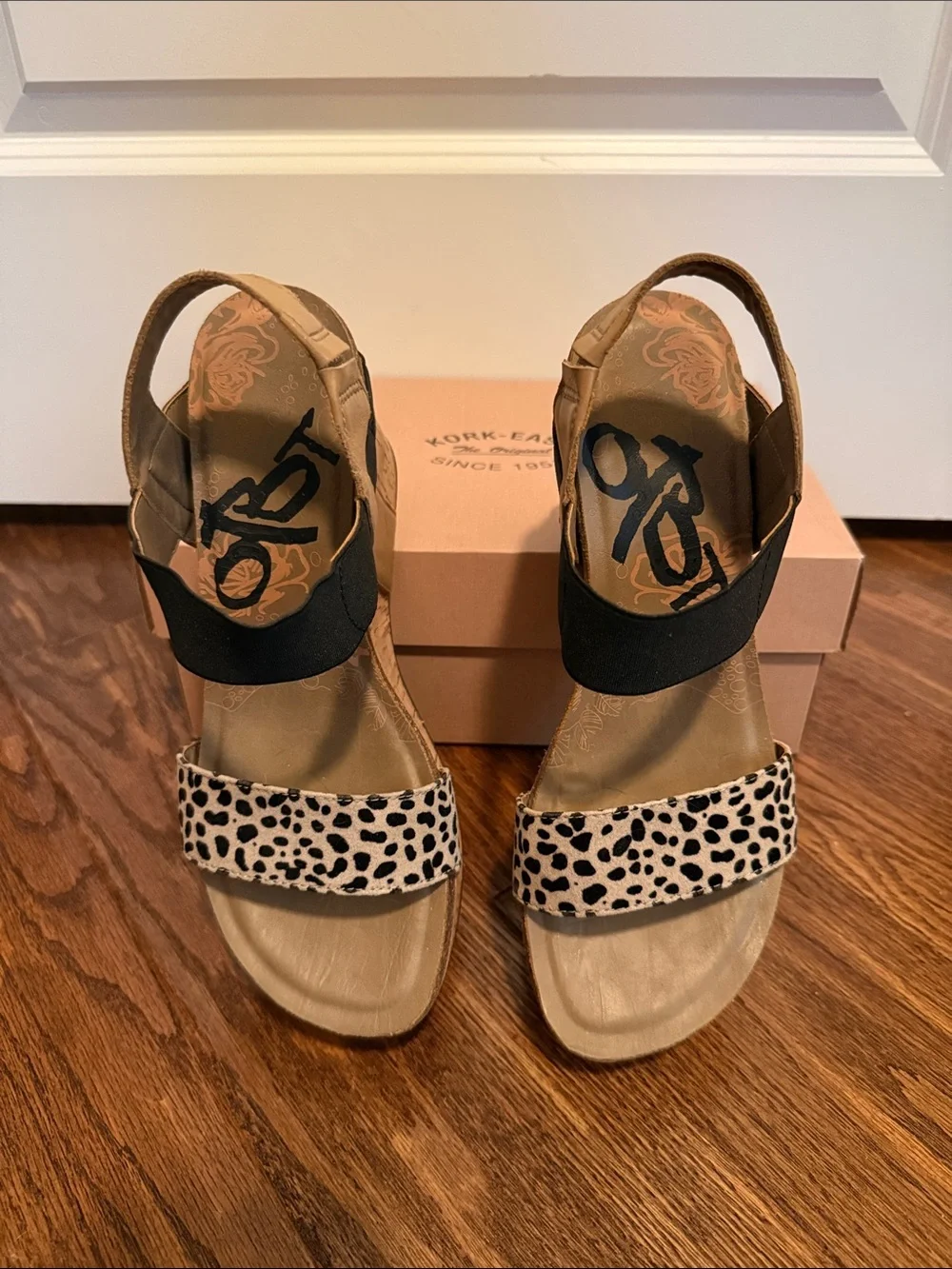 OTBT stylish wedge